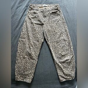 Abercrombie and Fitch Curve Love Leopard Print Mid-Rise Jeans 29 LONG